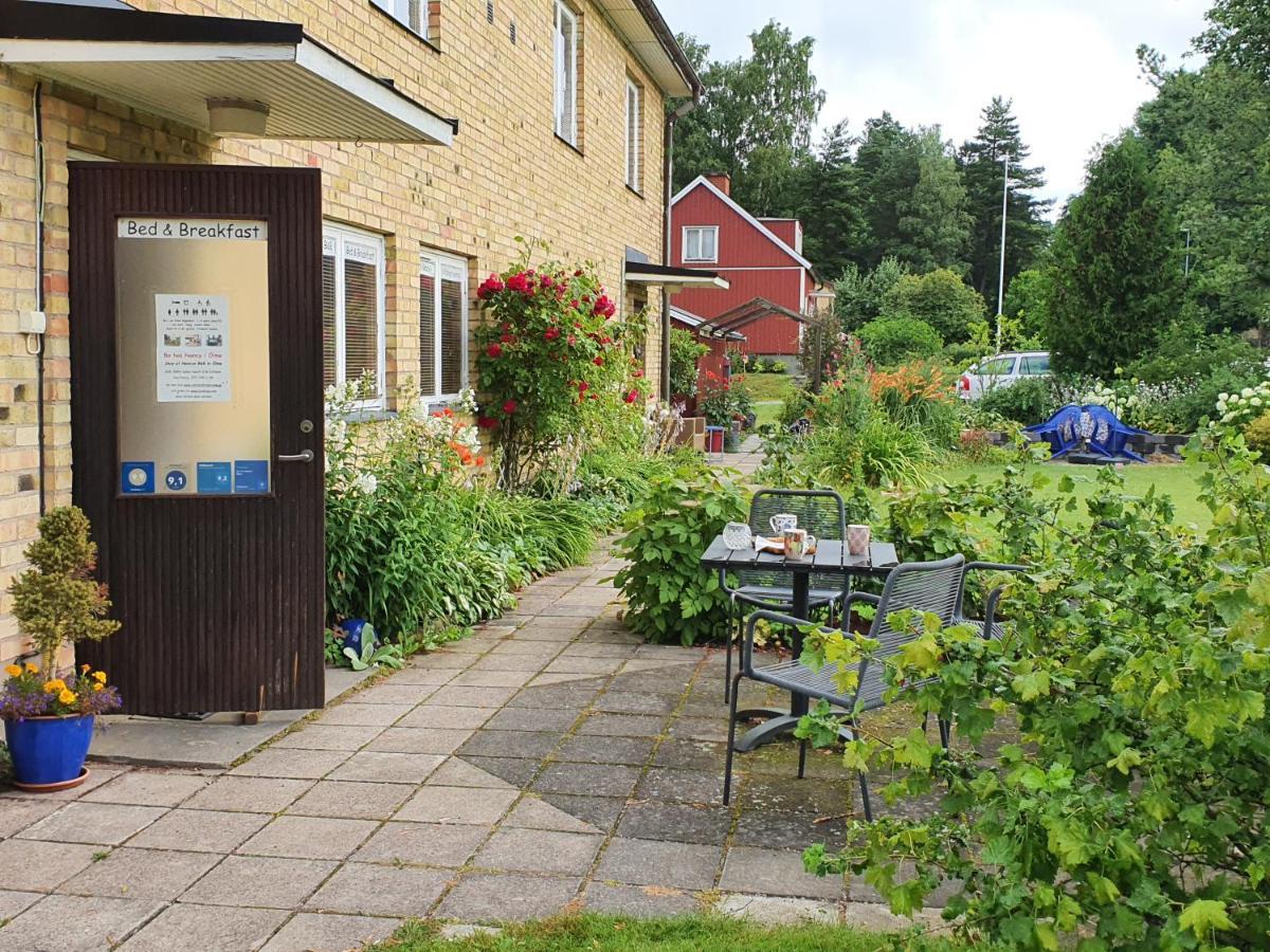 Bo Hos Nancy I Oelme Apartment Kristinehamn Bagian luar foto